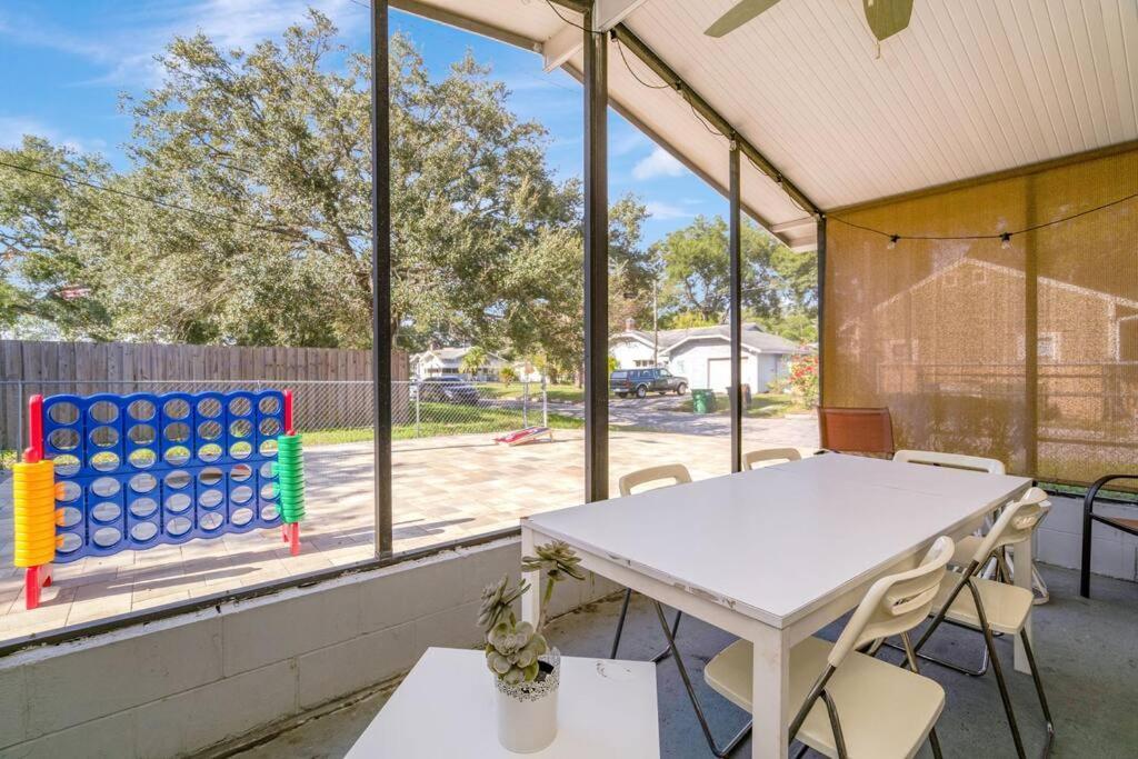 Cozy Bungalow With Patio & Grill, Private And Location Tampa Exteriér fotografie